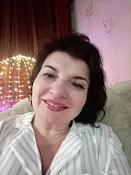 LedyNika online show from December 4, 2025, 9:14 pm