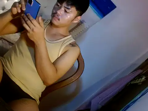 Snapshot of hot_emman chatting on April 7, 2026, 2:57 am hot emman online show from April 7, 2026, 2:57 am