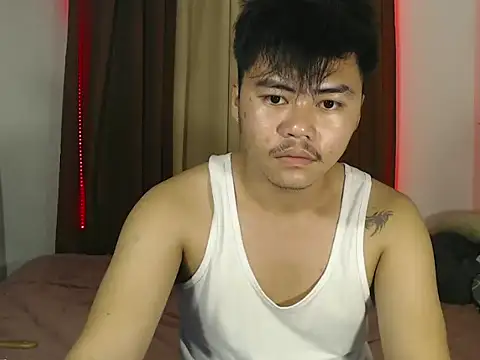 Snapshot of hot_emman chatting on May 10, 2026, 11:28 pm hot emman online show from May 10, 2026, 11:28 pm