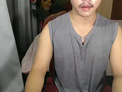 Snapshot of hot_emman chatting on April 16, 2026, 1:23 pm hot emman online show from April 16, 2026, 1:23 pm