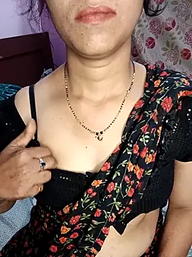 Snapshot of Mysore_Mallika chatting on September 19, 2025, 4:44 pm Mysore Mallika online show from September 19, 2025, 4:44 pm