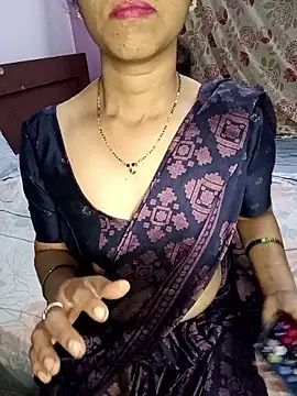 Snapshot of Mysore_Mallika chatting on September 27, 2025, 3:18 pm Mysore Mallika online show from September 27, 2025, 3:18 pm