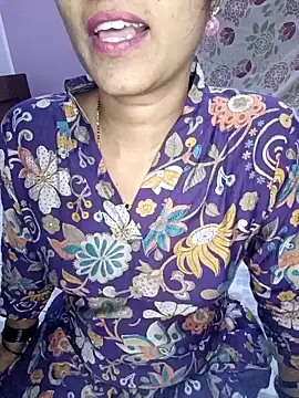 Snapshot of Mysore_Mallika chatting on October 4, 2025, 4:30 pm Mysore Mallika online show from October 4, 2025, 4:30 pm