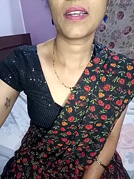 Snapshot of Mysore_Mallika chatting on September 29, 2025, 3:06 pm Mysore Mallika online show from September 29, 2025, 3:06 pm