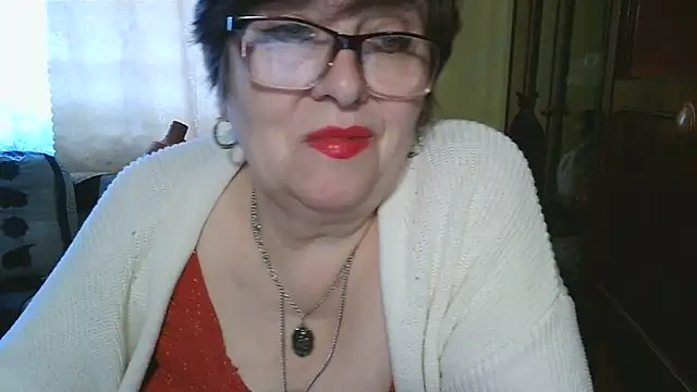 Snapshot of VeronicaGold511 chatting on May 12, 2026, 6:54 am VeronicaGold511 online show from May 12, 2026, 6:54 am