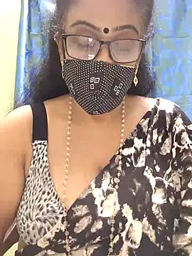 Snapshot of sweet-lotus chatting on October 28, 2025, 6:29 pm sweet-lotus online show from October 28, 2025, 6:29 pm