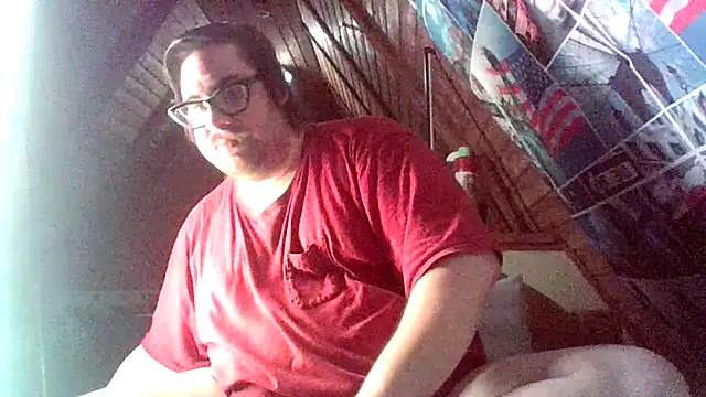 chubbyDavid1998 online show from November 8, 2025, 3:26 pm