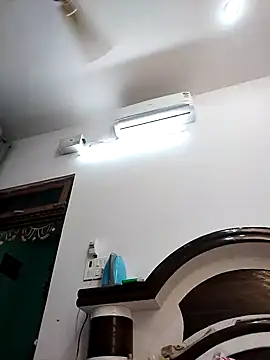 Snapshot of Cute-Janvi20 chatting on March 8, 2026, 4:21 pm Cute-Janvi20 online show from March 8, 2026, 4:21 pm