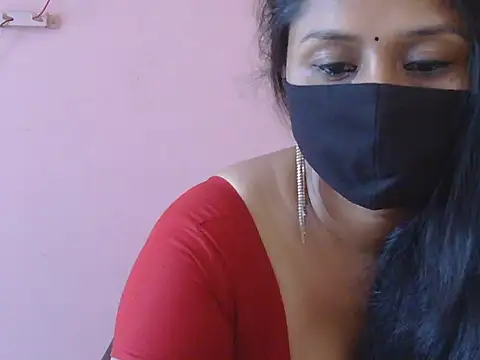 Snapshot of itsabika chatting on May 13, 2026, 5:58 am itsabika online show from May 13, 2026, 5:58 am