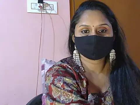 Snapshot of itsabika chatting on January 8, 2026, 11:16 am itsabika online show from January 8, 2026, 11:16 am