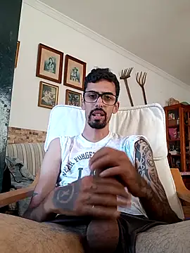 Snapshot of Ju4nyros4 chatting on September 10, 2025, 4:50 pm Ju4nyros4 online show from September 10, 2025, 4:50 pm