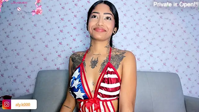 Snapshot of Alykass chatting on July 5, 2026, 4:19 am Alykass online show from July 5, 2026, 4:19 am