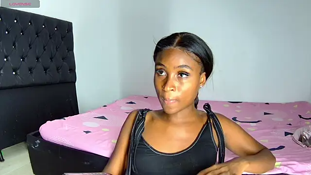 shantall ebony1 online show from November 23, 2025, 11:20 am