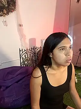 VioletaBliss1 online show from October 6, 2025, 12:06 pm