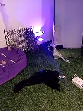 VioletaBliss1 online show from October 2, 2025, 12:08 pm