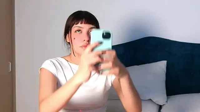 Snapshot of angelinhaaa chatting on September 16, 2025, 2:45 am angelinhaaa online show from September 16, 2025, 2:45 am