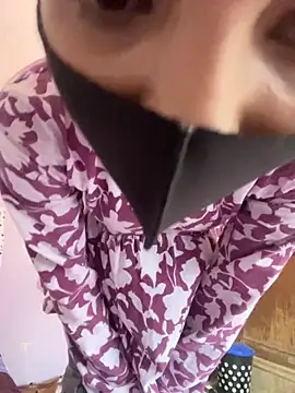 Snapshot of Sandhya_77 chatting on September 19, 2025, 4:16 am Sandhya 77 online show from September 19, 2025, 4:16 am