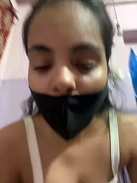 Snapshot of Sandhya_77 chatting on May 3, 2026, 5:45 am Sandhya 77 online show from May 3, 2026, 5:45 am