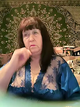 Snapshot of CrystalLime6411 chatting on May 5, 2026, 4:54 pm CrystalLime6411 online show from May 5, 2026, 4:54 pm