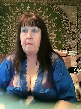 Snapshot of CrystalLime6411 chatting on April 19, 2026, 11:55 am CrystalLime6411 online show from April 19, 2026, 11:55 am