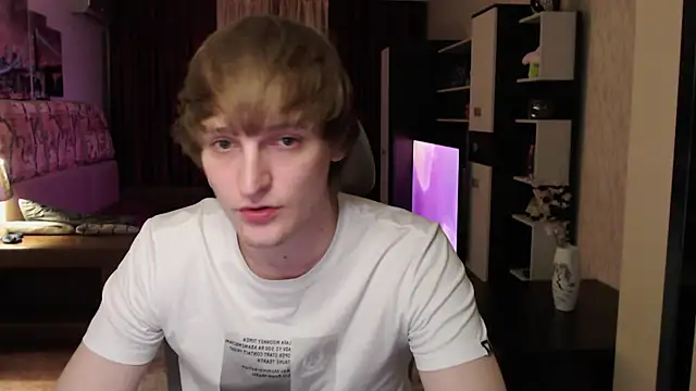 Playersuperstar online show from November 19, 2025, 9:26 pm