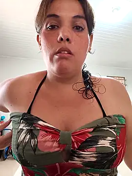 Snapshot of Bellapotencia1985 chatting on May 12, 2026, 10:21 am Bellapotencia1985 online show from May 12, 2026, 10:21 am