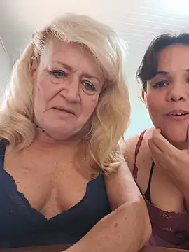 Snapshot of Bellapotencia1985 chatting on July 28, 2026, 11:39 am Bellapotencia1985 online show from July 28, 2026, 11:39 am