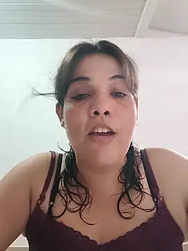 Bellapotencia1985 online show from May 3, 2026, 10:09 am