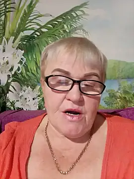 VioletSweet5566 online show from October 1, 2025, 6:45 pm