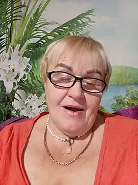 VioletSweet5566 online show from September 10, 2025, 6:29 pm