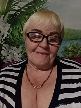 VioletSweet5566 online show from November 20, 2025, 6:19 pm