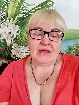 VioletSweet5566 online show from January 16, 2026, 8:29 am