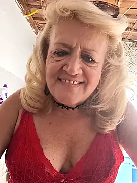 Snapshot of Belladama61 chatting on April 26, 2026, 11:51 am Belladama61 online show from April 26, 2026, 11:51 am