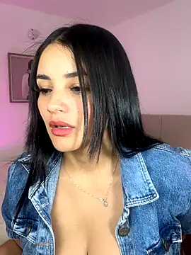 Julieta92  online show from October 23, 2025, 11:31 am