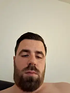 Snapshot of Boyka2025 chatting on December 3, 2025, 10:09 pm Boyka2025 online show from December 3, 2025, 10:09 pm