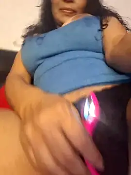 Snapshot of floresblancas chatting on November 30, 2025, 10:38 am floresblancas online show from November 30, 2025, 10:38 am