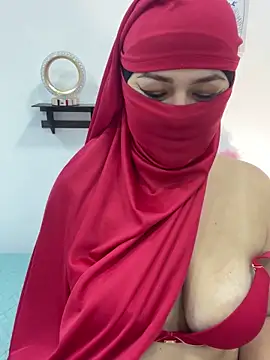 Snapshot of Amyraa_ chatting on December 20, 2025, 2:53 pm Amyraa online show from December 20, 2025, 2:53 pm