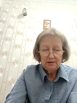 AlikaSwan5821 online show from November 27, 2025, 7:58 pm