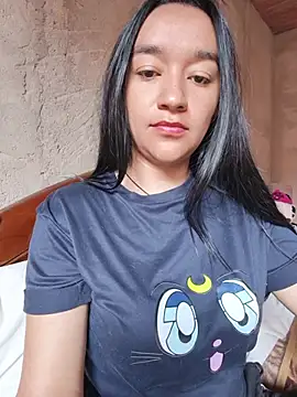 Snapshot of Williams_Hera chatting on July 4, 2026, 5:17 pm Williams Hera online show from July 4, 2026, 5:17 pm