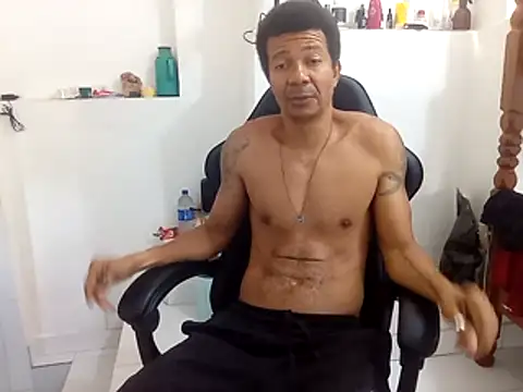 moreno25centimetro online show from October 15, 2025, 1:30 pm