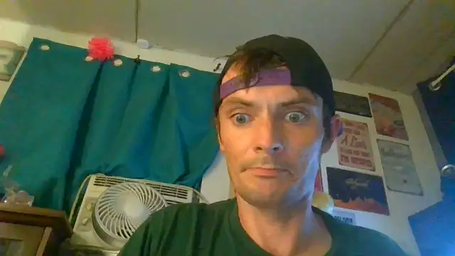 Snapshot of RichardW chatting on June 29, 2026, 7:26 am RichardW online show from June 29, 2026, 7:26 am