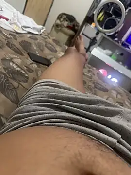 Nillsobluyy online show from April 23, 2026, 4:19 am