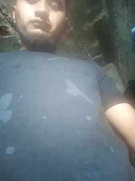 Snapshot of Sebastiqn2288h chatting on December 19, 2025, 6:27 am Sebastiqn2288h online show from December 19, 2025, 6:27 am