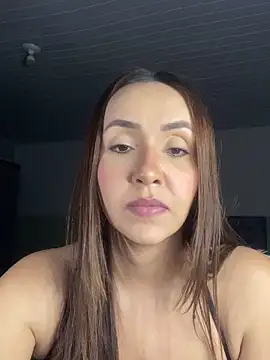 Snapshot of MiaDiosa chatting on November 11, 2025, 8:58 pm MiaDiosa online show from November 11, 2025, 8:58 pm