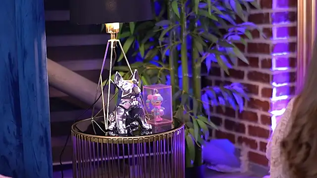 Snapshot of MillaSerene chatting on November 5, 2025, 4:59 am MillaSerene online show from November 5, 2025, 4:59 am