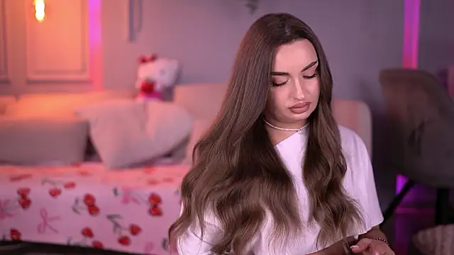 Snapshot of MillaSerene chatting on March 5, 2026, 6:10 am MillaSerene online show from March 5, 2026, 6:10 am