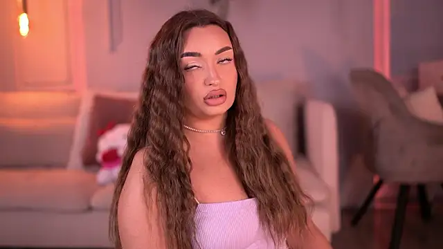 Snapshot of MillaSerene chatting on March 8, 2026, 6:28 am MillaSerene online show from March 8, 2026, 6:28 am