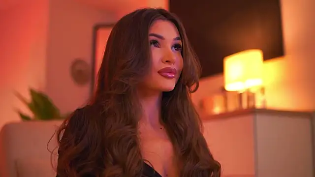 Snapshot of KyssaraPlay chatting on January 6, 2026, 7:40 pm KyssaraPlay online show from January 6, 2026, 7:40 pm