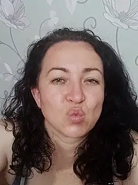 Velvet3451 online show from October 11, 2025, 9:27 pm