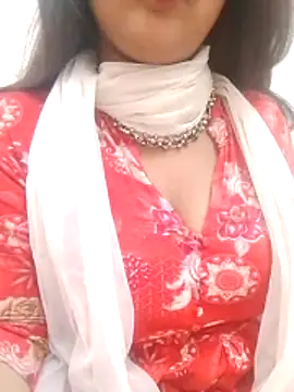 Snapshot of Babe_Doll04 chatting on April 17, 2026, 8:17 am Babe Doll04 online show from April 17, 2026, 8:17 am